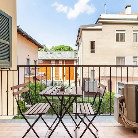 Casa Azzurra - By Host4u San Donato Milanese